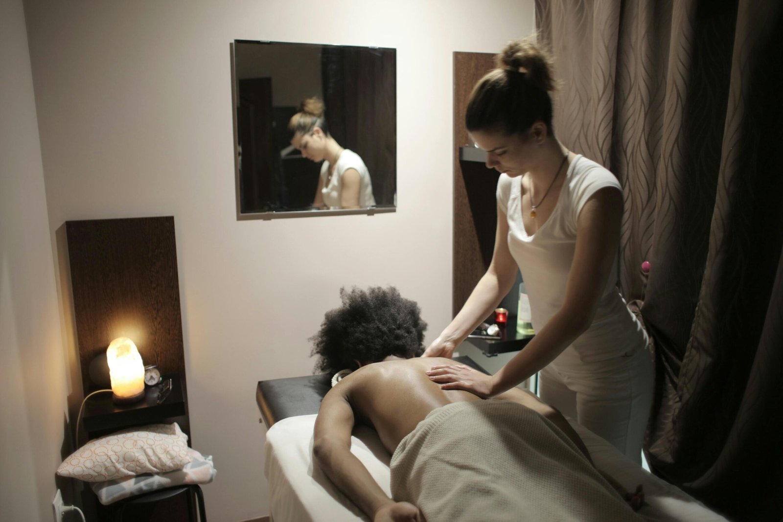 Affordable and Premium Massage Services in Karachi – Book Your Appointment Now