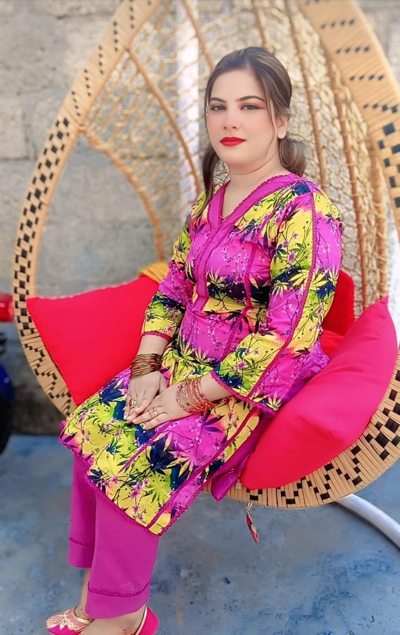 🌴 Full Body Holiday Massage Center Karachi – Relaxation Like Never Before 🌿