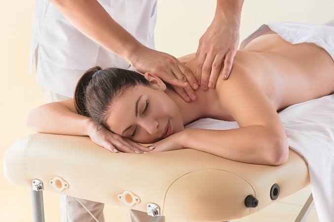 Full Body Lappa Massage Center Karachi – Relaxation & Rejuvenation Contact: 0326-1166222