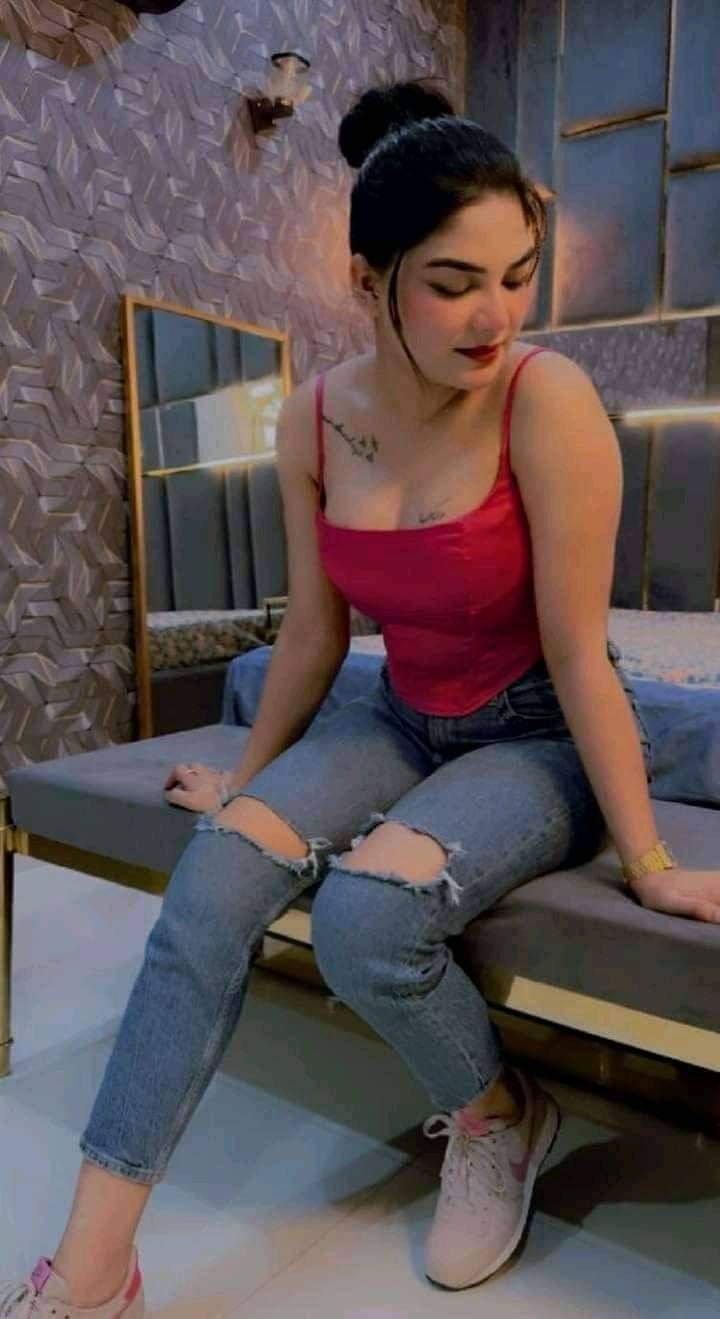 Full body Massage & Spa Centers serious customer contact me