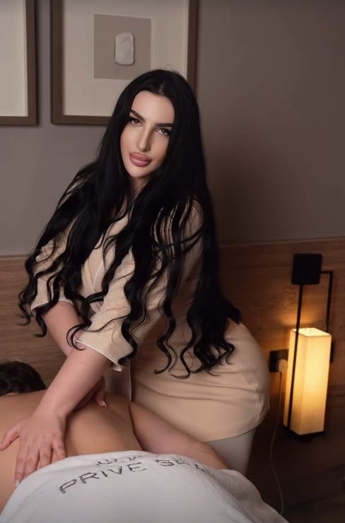 Relaxing Massage Spa Canter Full Body Massage Best Service